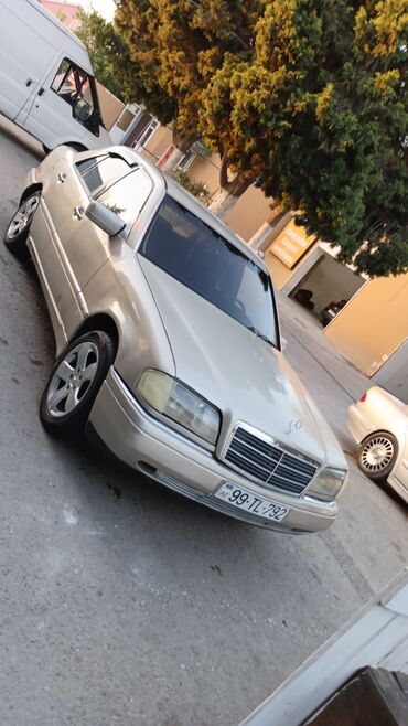 Mercedes-Benz C-Class: 2.3 л | 1997 г. Седан