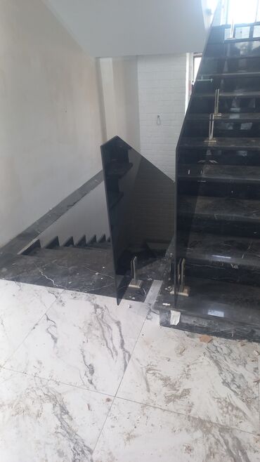 Pilləkən məhəccərləri: Şüşə məhəccər.150 azn den başlayan qiymətlər.vhatsap aktivdir -da lalafo.az — 7 Pilləkən məhəccərləri: Şüşə məhəccər.150 azn den başlayan qiymətlər.vhatsap aktivdir — 7