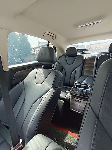 Hafei: Hongqi H5 — Китай унаалардын арасынан эн эле мыктысы. Запас хода — 3