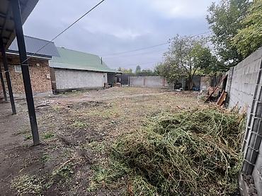 дом город ош: Продаётся дом в селе Новопокровка. Участок 4 сотки, полностью — 6