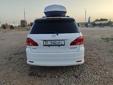 авто рага: Toyota Ipsum: 2003 г., 2.4 л, Автомат, Газ, Вэн/Минивэн — 4