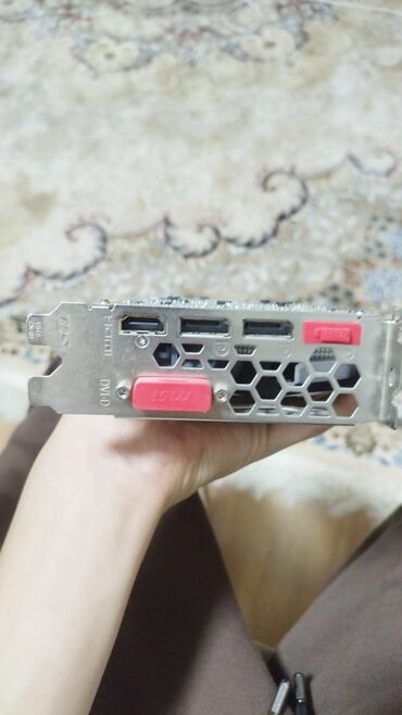 блок питания 750: Видео карта, Колдонулган, AMD, Radeon RX, 4 ГБ, ПК үчүн