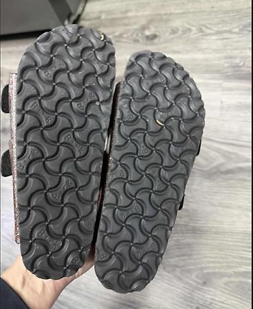 moncler majca: Birkenstock preudobne dečije papuče, lepo očuvane, samo je napred — 4