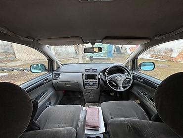 авто bid: Toyota Ipsum: 2002 г., 2.4 л, Автомат, Газ, Минивэн — 7