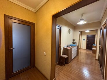 Köhnə tikili: Bakı, 5 otaqlı, Köhnə tikili, m. Əhmədli, 120 kv. m — 13