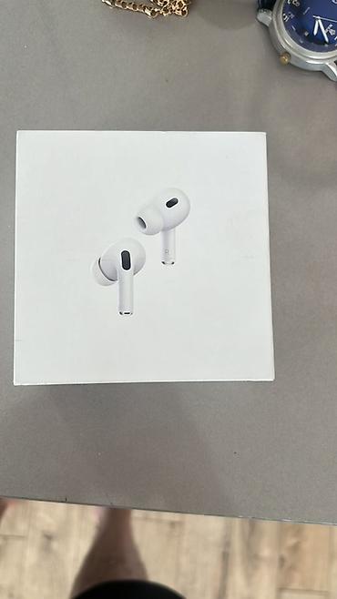 ipad qiymetleri: Apple AirPods Pro (2-ci nəsil) – MagSafe şarj qutusu (USB‑C) ilə — 3