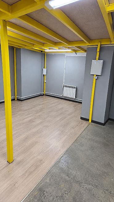 open space: Сдаётся подвальное коммерческое помещение 90 м² — первая линия — 10