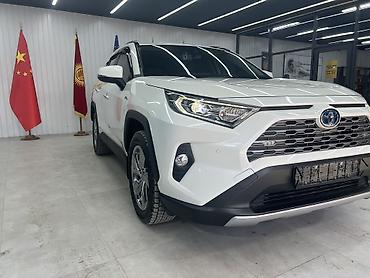 Toyota: Toyota RAV4: 2021 г., 2.5 л, Гибрид, Внедорожник — 2
