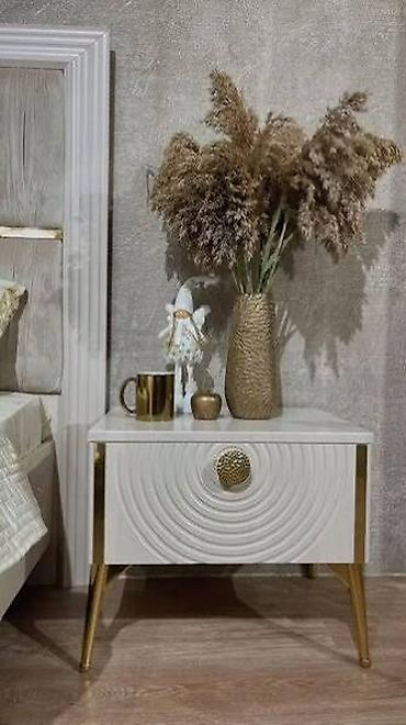 Двуспальные кровати: Двуспальная кровать, С мягким изголовьем, длина - 200 см — 12