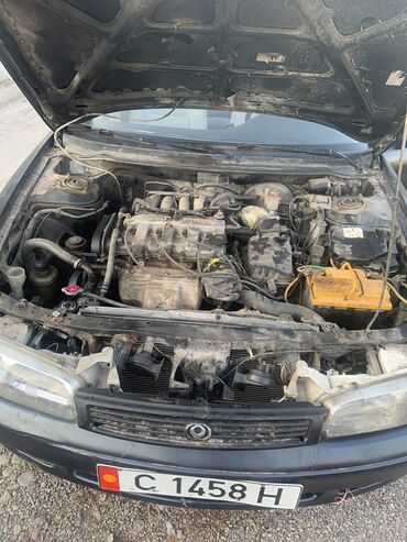 Mazda: Mazda 626: 1992 г., 2 л, Механика, Бензиновая, Седан — 8