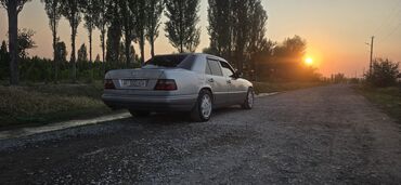 купить диски на мерседес w210: Седан Mercedes-Benz E-Класс, модель W124, представлен в светло-сером