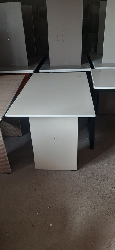 Кухонные столы: Кухонный стол, Новый, Угловой, Нераскладной — 18