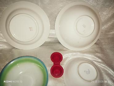 Digər dəstlər və servizlər: Mətbəx qabları dəsti her bir sekild hamısı bir yerdə 15 mi Tərkib: - — 4