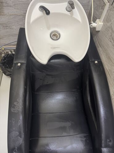 yer ucun metlax: Xırdalan AAAF park deyerineen aşağıdə yer olmadığı üçün satılır biznes