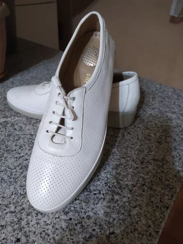 Туфли: Мужские туфли, 37, Б/у, цвет - Бежевый, Самовывоз at lalafo.kg — 5 Туфли: Мужские туфли, 37, Б/у, цвет - Бежевый, Самовывоз — 5