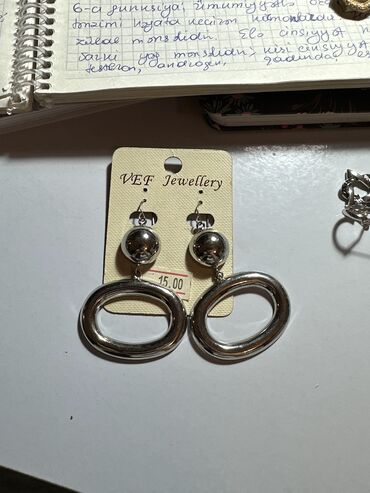 Sırğalar: Mağaza bağlandığı üçün 10% endirim mövcuddur — 11