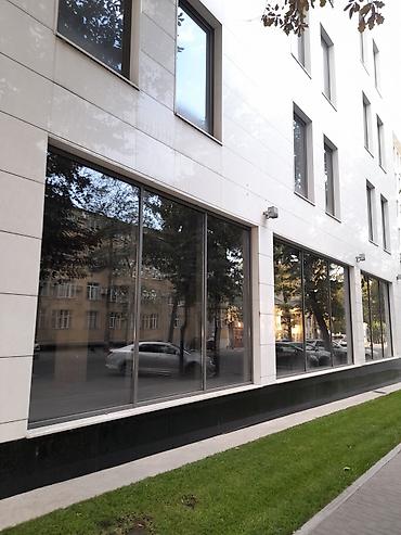 Аренда офисов: Аренда офисов, 404 м², В бизнес центре, 1 линия — 1