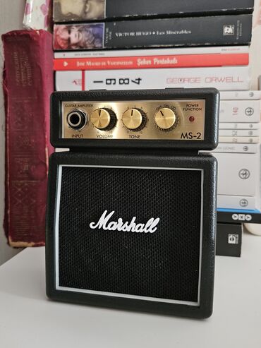 Аудиотехника: Marshall Mini AMP MS-2 üstündə batareyası ilə verilir Yeni alınıb