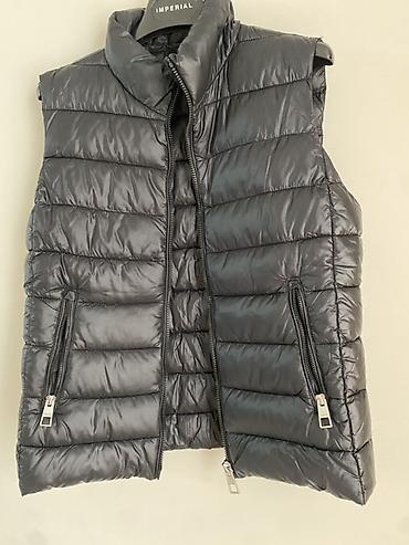 Пиджаки, жакеты: Женский набор верхней одежды и жилетов Состав лота (6 предметов): - — 7