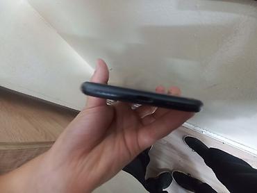 Apple iPhone: IPhone 7, Б/у, 32 ГБ, Черный, Чехол, 70 % — 4