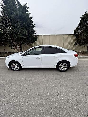 cruz dice: Chevrolet Cruze: 1.8 l | 2012 il 185000 km Sedan — 3