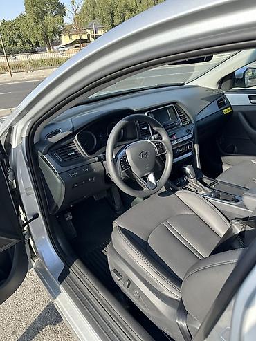 решетка бампера: Hyundai Sonata: 2021 г., Автомат, Бензин, Седан — 8