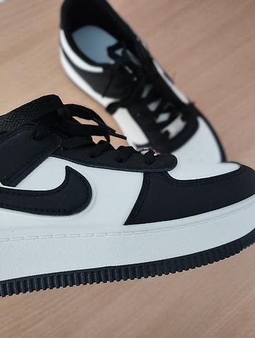 nike tech fleese: Кроссовки в классической чёрно‑белой расцветке. Абсолютно новые❤️❤️❤️ — 9