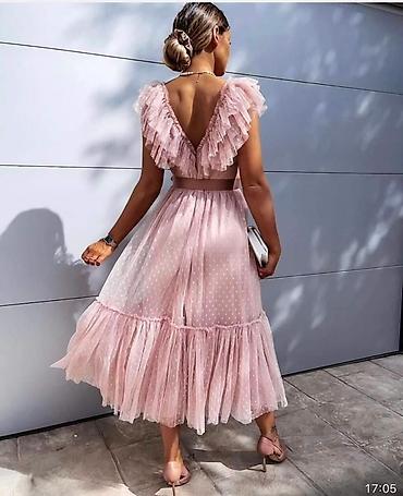 pull and bear sorcevi: A K C I J A.
Prelepa til haljina
36 i 38
3100 din 💫 — 2