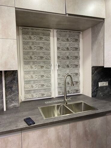 Жалюзи и рольшторы: Мы профессионально занимаемся изготовлением ролл-штор, вертикальных — 24