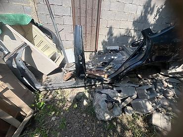 битые авто: Кузовные запчасти от легкового автомобиля (разбор) В наличии: - — 1