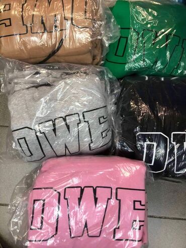 Dukserice: S m l xl termo
2700 — 7