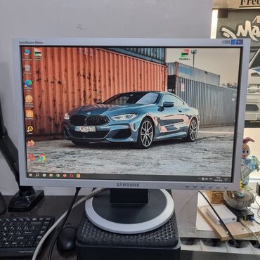 системный блок i3: Монитор Samsung 940nw 19дюйм, 1440х900 вга С косяком, на фото видно