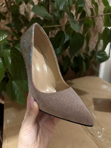 stiletto ayaqqabilar: Tuflilər, 37, İşlənmiş