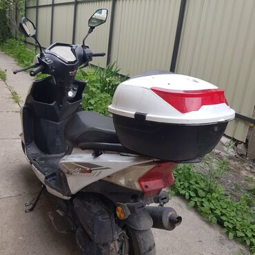 Скутеры: Макси скутер M8, 50 куб. см, Бензин, Б/у