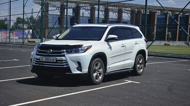 самая дорогая машина в кыргызстане 2023: Toyota Highlander: 2016 г., 3.5 л, Вариатор, Гибрид, Жол тандабас