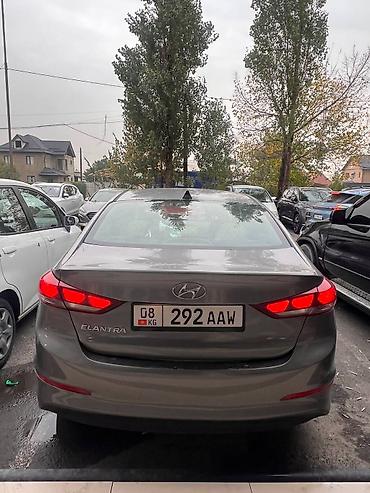 Продажа авто: Hyundai Elantra: 2017 г., 2 л, Автомат, Бензин, Седан — 9
