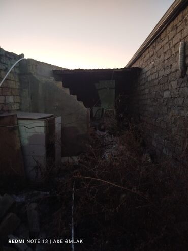 Həyət evləri və villaların satışı: 1 otaqlı, 40 kv. m, Kredit var, Orta təmir — 9