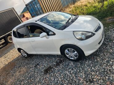 молдинг на 124: Honda Fit: 2002 г., 1.3 л, Вариатор, Бензин, Хэтчбэк