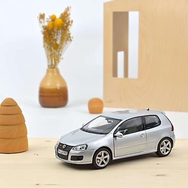 hobby boje: 🚗 VW Golf GTI Pirelli 2007 – Silver – Norev Norev VW Golf GTI Pirelli — 1
