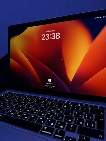 Audio: Apple MacBook Air noutbuku - Model: MacBook Air 13/M1/2020 - Rəng