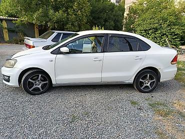 авто полотка: Volkswagen Polo: 2017 г., 1.6 л, Автомат, Бензин, Седан — 3