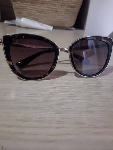 zenske torbe guess: Sunglasses, Guess, color - Brown