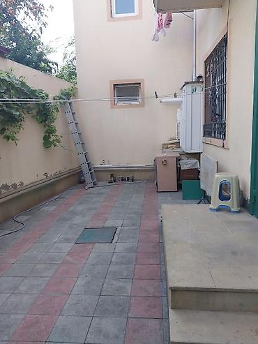 Həyət evləri və villalar: Bakıxanov qəs. 4 otaqlı, 190 kv. m, Orta təmir — 4