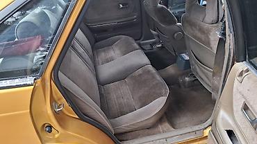 Mazda: Mazda 626: 1988 г., Механика, Седан — 8