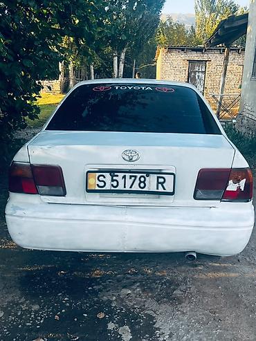 Toyota Carina E: 1995 г., Автомат, Седан — 3