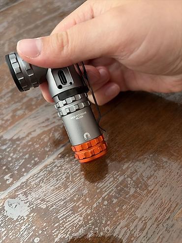 фишка кж: Компактный фонарь NEBO с поворотной головной частью - Тип — 4
