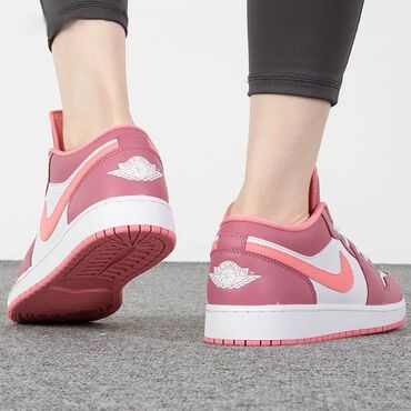 Кроссовки и спортивная обувь: Кроссовки, 36, Nike, Б/у, цвет - Розовый, Бесплатная доставка