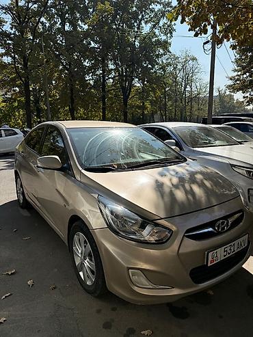 hyndai matrix: Hyundai Solaris: 2012 г., 1.6 л, Автомат, Бензин, Седан — 3