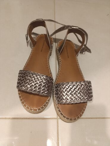 kozne jakne kod jorgosa – слике: Sandals, 38