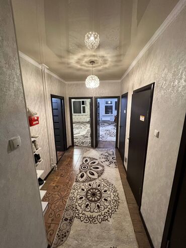 сдается 4 комнатная квартира: 2 комнаты, 54 м², Индивидуалка, 4 этаж